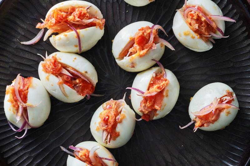 Egg with Chilli Sauce